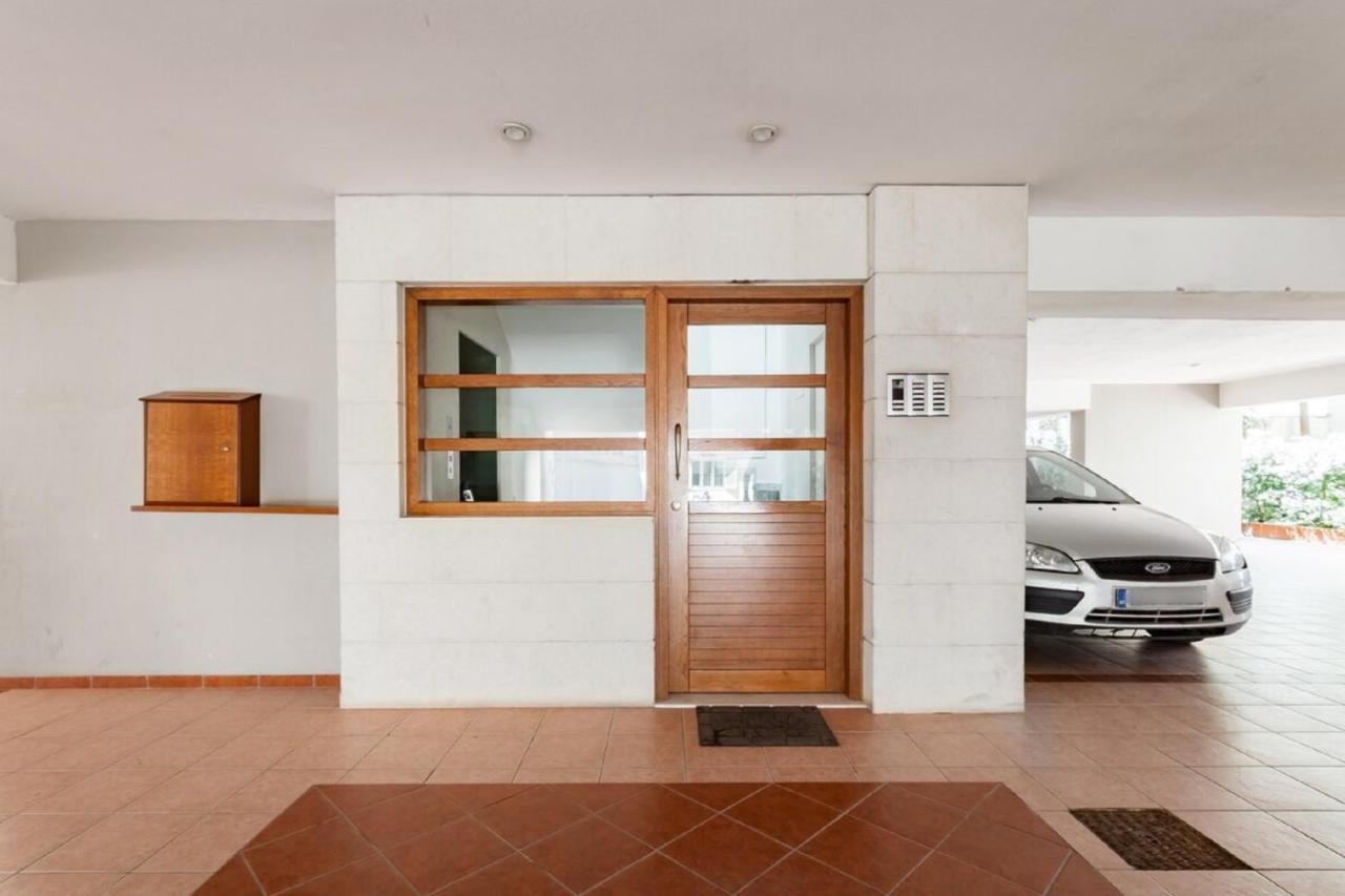 Cozy Spacious Apartment In The Heart Of Heraklion Екстериор снимка